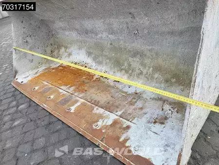 Kerekes rakodó 2014 Liebherr L506 C (18)