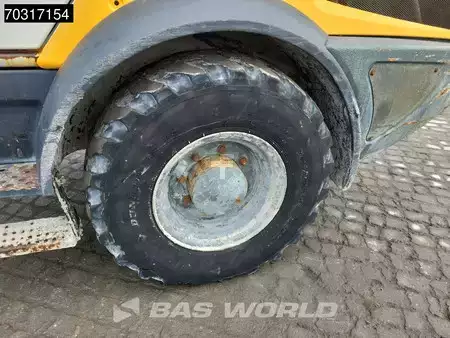 Kerekes rakodó 2014 Liebherr L506 C (35)