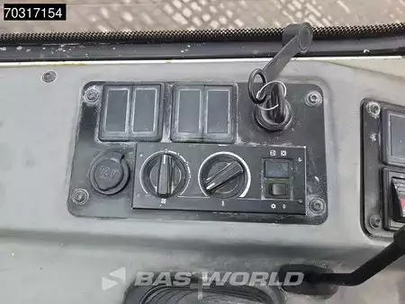 Kerekes rakodó 2014 Liebherr L506 C (40)