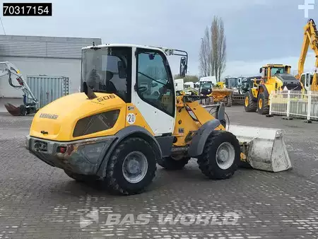 Kerekes rakodó 2014 Liebherr L506 C (8)