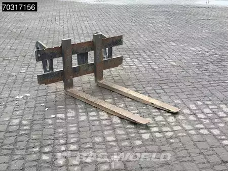 Kerekes rakodó 2015 Liebherr L506 C (22)