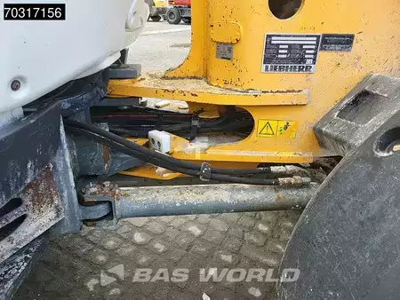 Kerekes rakodó 2015 Liebherr L506 C (30)