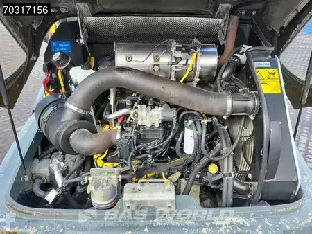 Kerekes rakodó 2015 Liebherr L506 C (31)