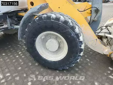 Kerekes rakodó 2015 Liebherr L506 C (38)