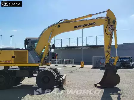 Pelle sur pneus 2007 New Holland Construction MH 5.6 Outriggers + Blade (11)