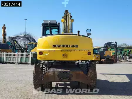 Pelle sur pneus 2007 New Holland Construction MH 5.6 Outriggers + Blade (7)