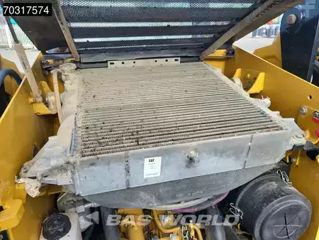 Telaketjukuormaajat 2016 Caterpillar 259 D (24)
