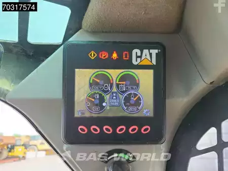 Telaketjukuormaajat 2016 Caterpillar 259 D (39)