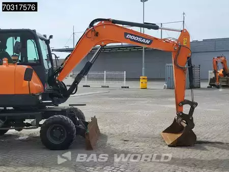 Hjulgraver 2019 Doosan DX57 W-5 (10)