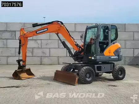 Hjulgraver 2019 Doosan DX57 W-5 (3)