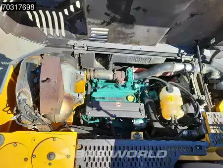 Pyöräkaivinkoneet  2015 Volvo EWR150 E Outriggers + Blade (20)