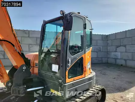 Minigraver 2019 Doosan DX85 R-3 A/C (30)