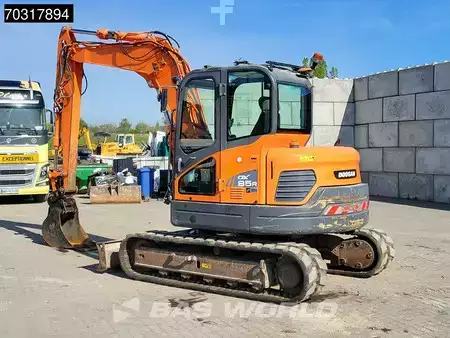 Minigraver 2019 Doosan DX85 R-3 A/C (5)