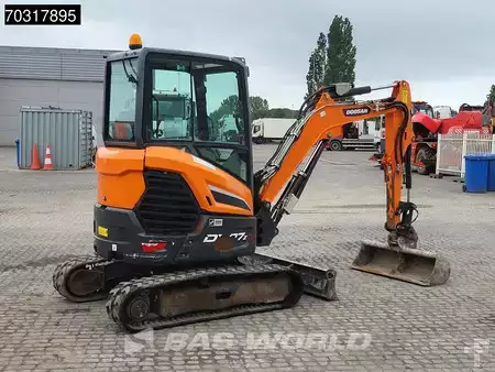 Mini excavators 2020 Doosan DX27 Z 3 Buckets (7)