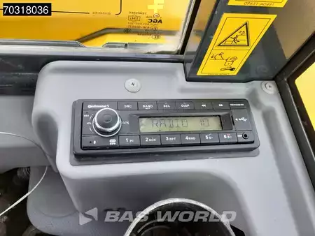 Minigraver 2023 Komatsu PC80 MR-5 A/C (27)