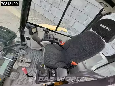 Minigraver 2021 Volvo ECR50 F A/C - 3 Buckets (38)