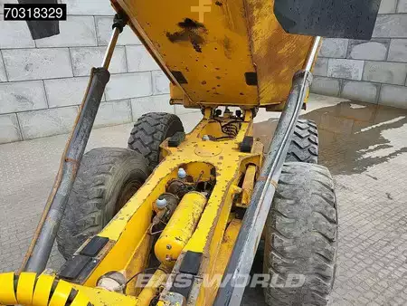 Zalomené klouby-dampry  2002 Volvo A25 D (13)