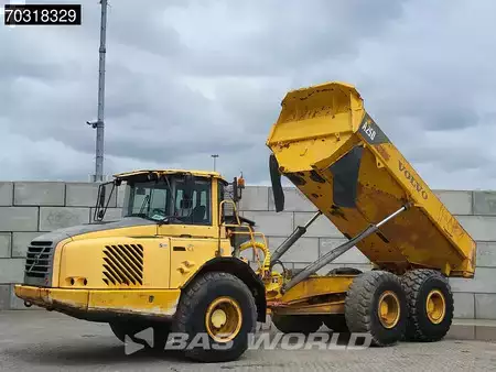 Zalomené klouby-dampry  2002 Volvo A25 D (2)