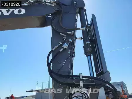 Escavatori cingolati 2018 Volvo EC380 E NL (11)