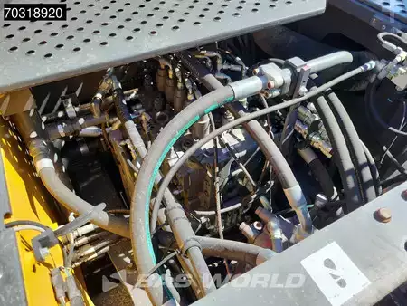 Escavatori cingolati 2018 Volvo EC380 E NL (21)