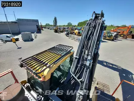 Escavatori cingolati 2018 Volvo EC380 E NL (24)