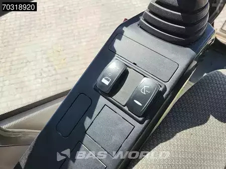 Escavatori cingolati 2018 Volvo EC380 E NL (40)