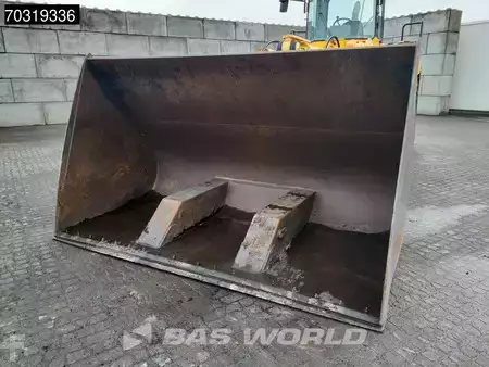 Radlader 2002 Hyundai HL760 (23)
