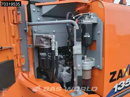 Koparki gąsienicowe 2017 Hitachi ZX135 US-6 Inlc. New Chains + Sprockets (28)