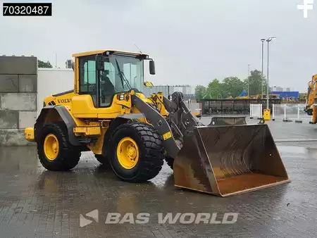 Kolové nakladače 2010 Volvo L60 F (10)