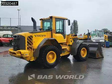 Kolové nakladače 2010 Volvo L60 F (9)