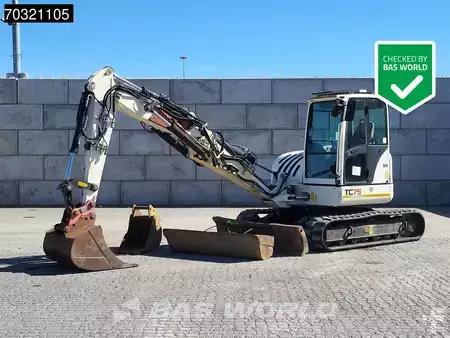 Mini pelle 2012 Terex TC75 (1)