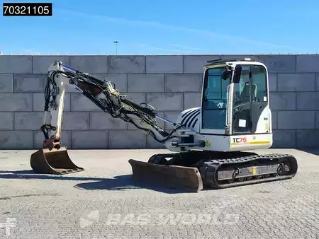 Mini pelle 2012 Terex TC75 (3)