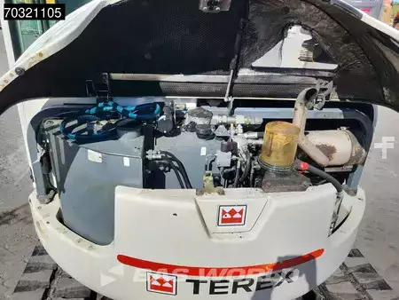 Mini pelle 2012 Terex TC75 (32)