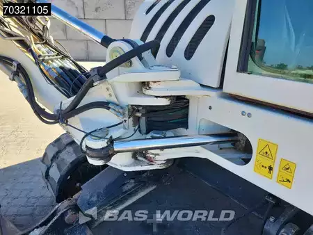 Mini pelle 2012 Terex TC75 (37)