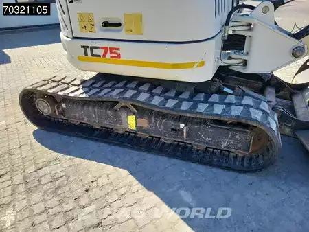 Mini pelle 2012 Terex TC75 (39)