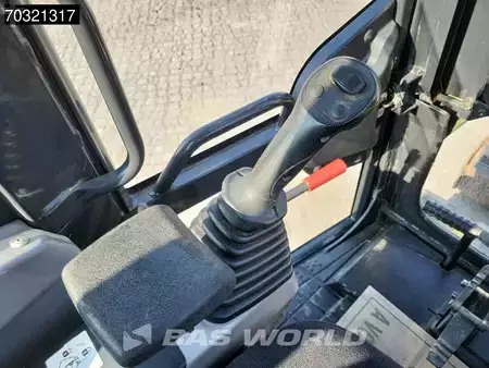 Minigraver 2022 Komatsu PC80 MR-5E0 (30)