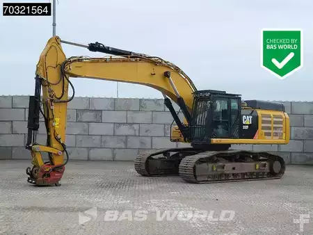 Hydraulic Excavators 2017 Caterpillar 352 F (1)