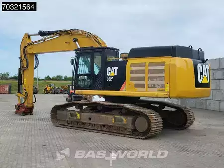 Hydraulic Excavators 2017 Caterpillar 352 F (2)