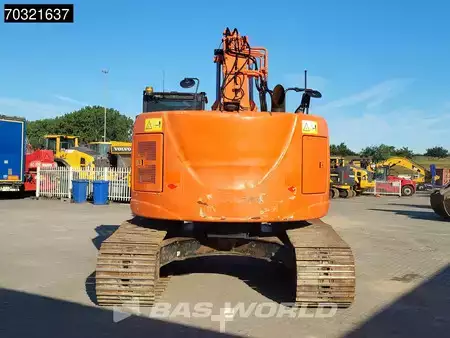Escavadora de rastos 2016 Hitachi ZX225 USLC-5B (3)