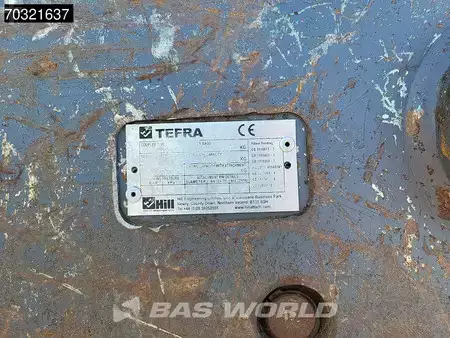 Escavadora de rastos 2016 Hitachi ZX225 USLC-5B (36)