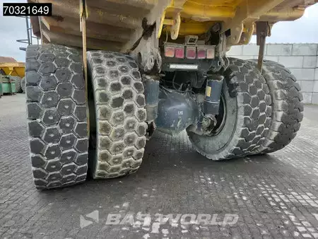 Tombereau rigide 2007 Komatsu HD605 -7E0 (24)