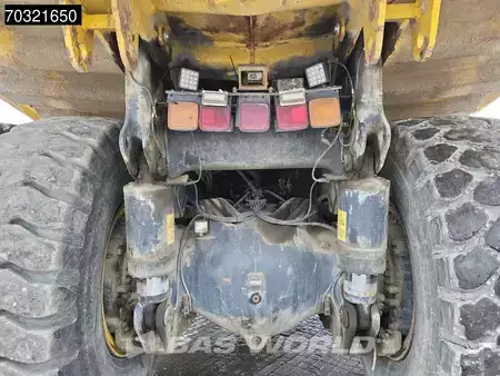 Tombereau rigide 2010 Komatsu HD605 -7E0 (20)