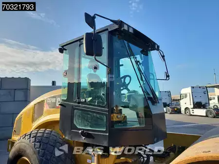 Compactador monocilíndrico 2017 Caterpillar CS76 B A/C (16)