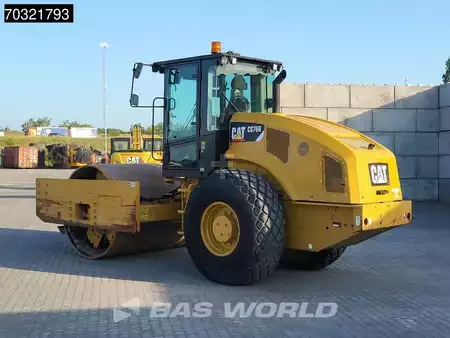 Compactador monocilíndrico 2017 Caterpillar CS76 B A/C (2)