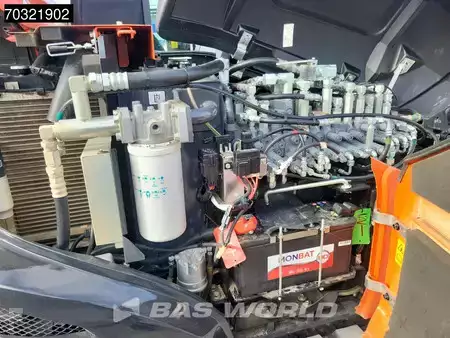 Mini excavators 2021 Kubota KX080-4 (26)
