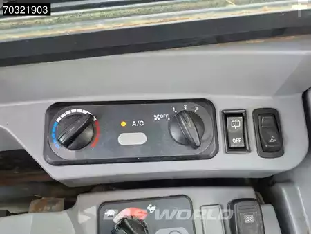 Mini pelle 2020 Kubota KX080-4 A/C (33)