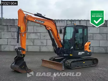 mini escavadeira 2024 DEVELON DX62 R-7 A/C (1)