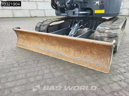 mini escavadeira 2024 DEVELON DX62 R-7 A/C (17)
