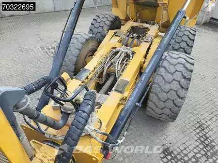 Knikdumpers 2019 Caterpillar 745 -04A Tail gate (11)