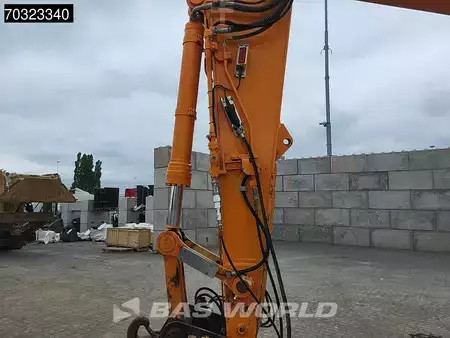 Escavatori cingolati 2014 Komatsu PC240 LC-10 (10)